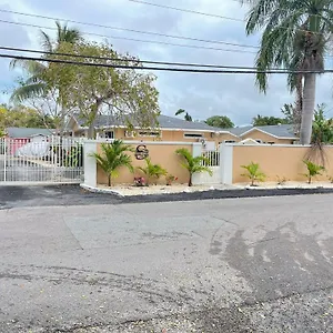 Sandelwood Studios' Nassau